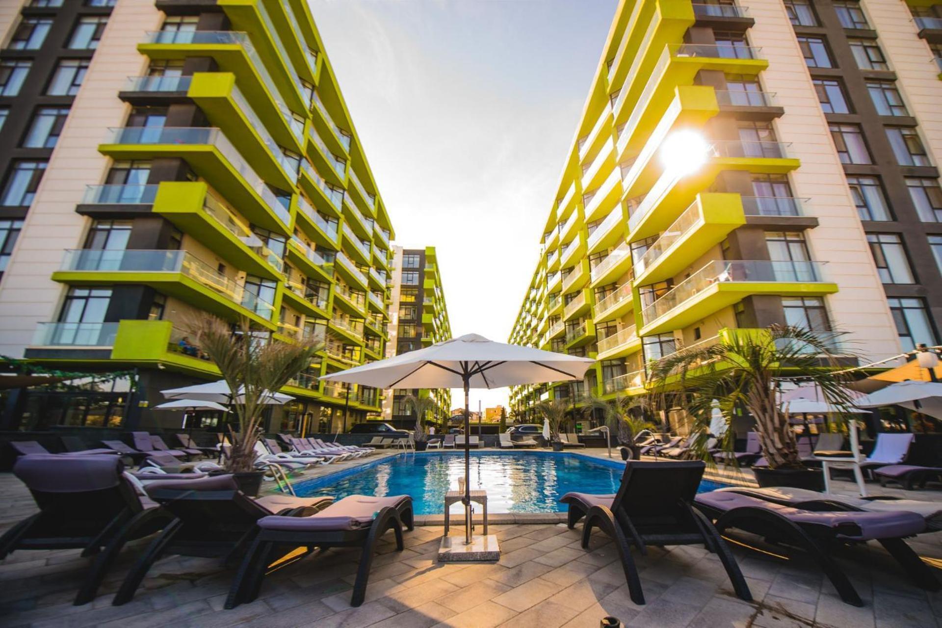 Iako Premium Apartament Navodari Luaran gambar