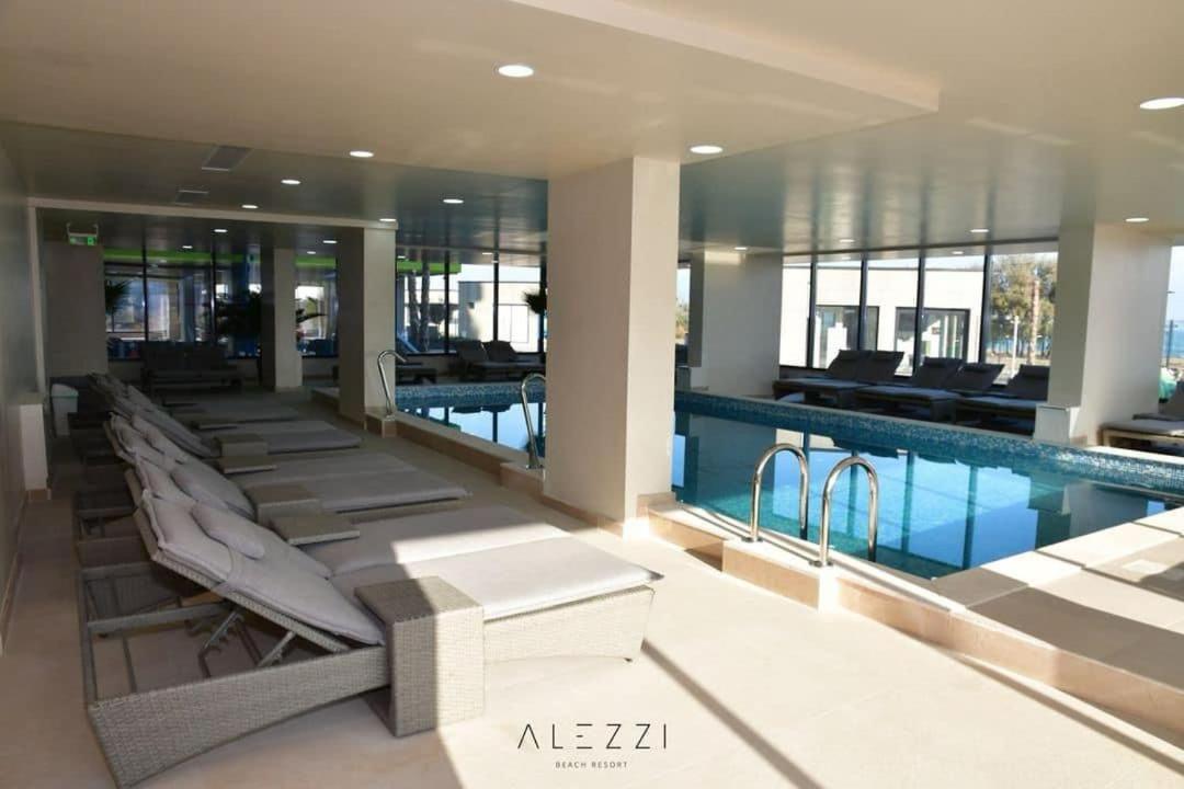 Iako Premium Apartament Navodari Luaran gambar