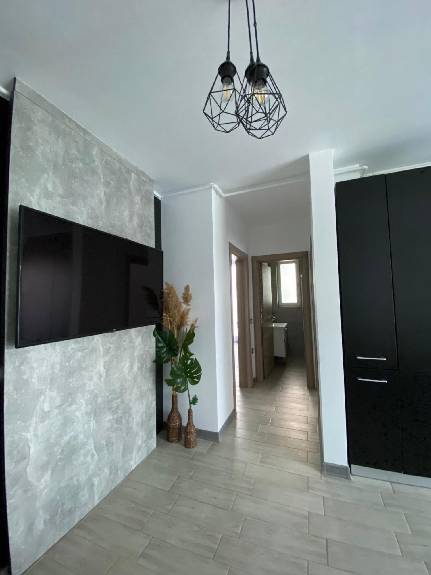 Iako Premium Apartament Navodari Luaran gambar