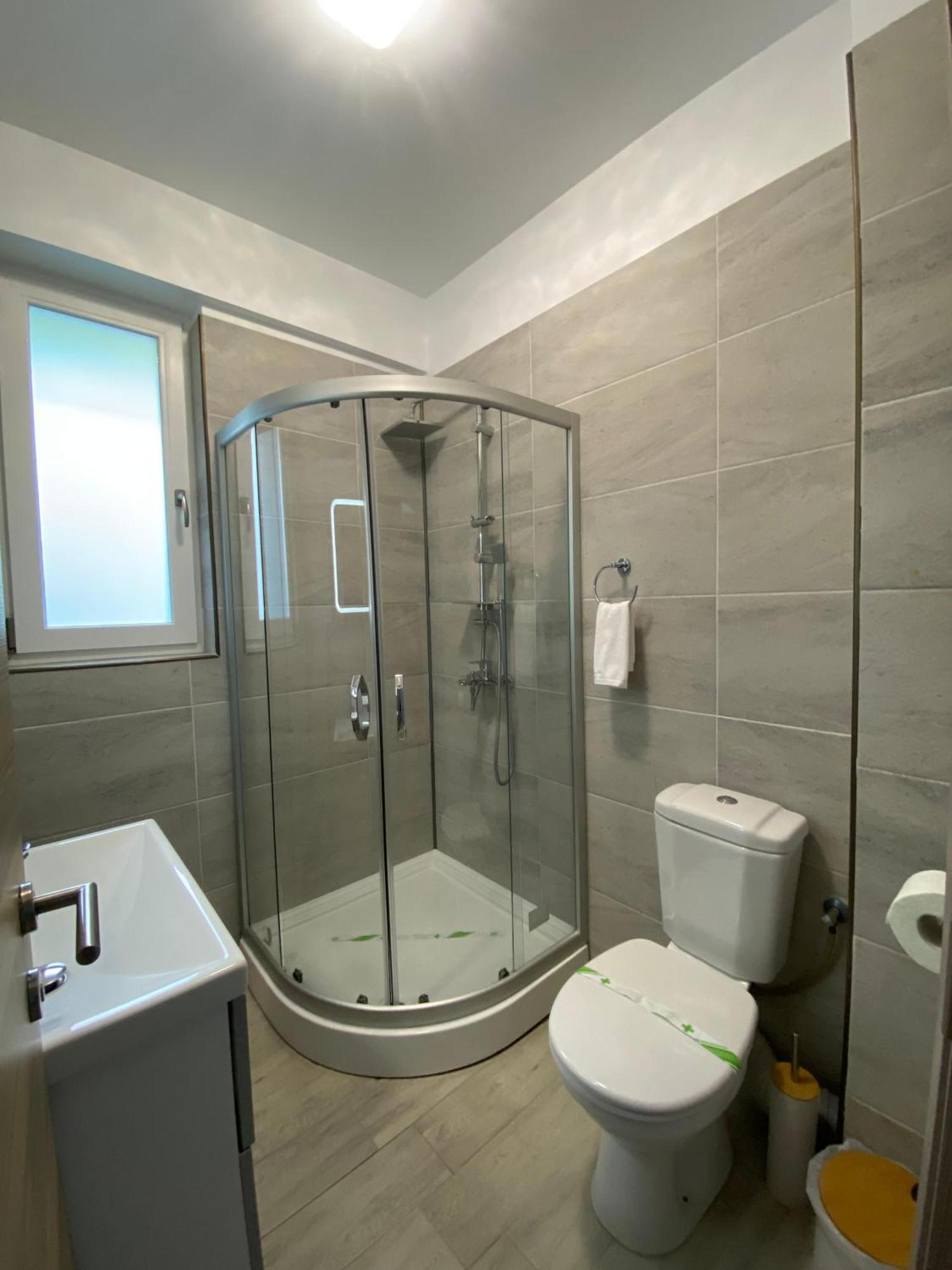 Iako Premium Apartament Navodari Luaran gambar