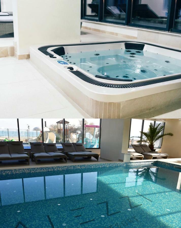 Iako Premium Apartament Navodari Luaran gambar